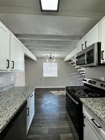 5110 Azalea Trace Drive 1703, Houston, TX 77066