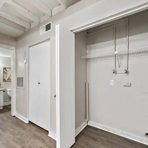 5110 Azalea Trace Drive 1703, Houston, TX 77066