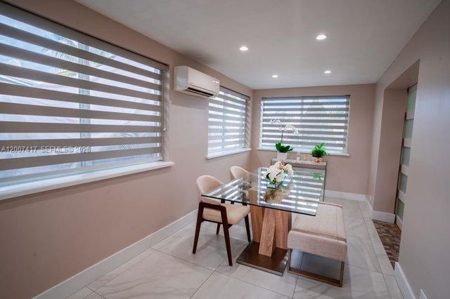 4210 W 6th Avenue, Hialeah, FL 33012