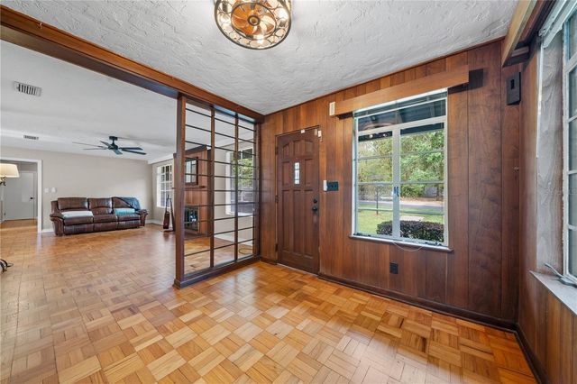 2002 NW 11TH ROAD, Gainesville, FL 32605