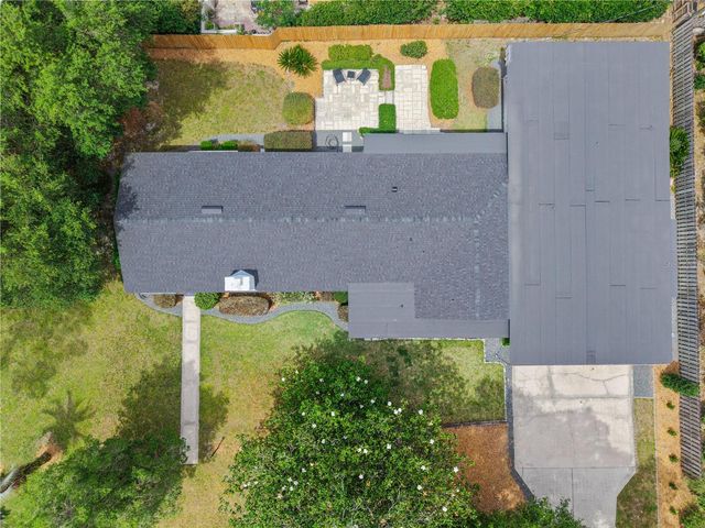 2002 NW 11TH ROAD, Gainesville, FL 32605