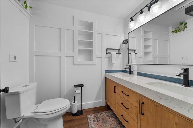 2002 NW 11TH ROAD, Gainesville, FL 32605