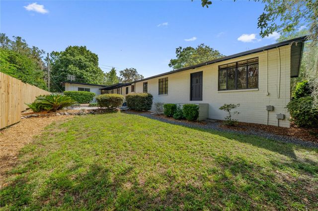 2002 NW 11TH ROAD, Gainesville, FL 32605
