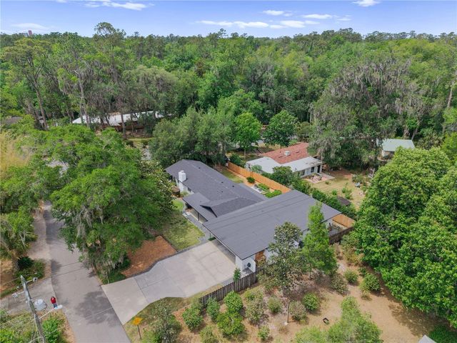 2002 NW 11TH ROAD, Gainesville, FL 32605