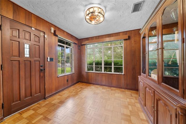 2002 NW 11TH ROAD, Gainesville, FL 32605