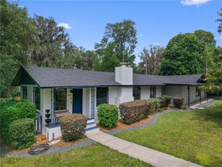 2002 NW 11TH ROAD, Gainesville, FL 32605