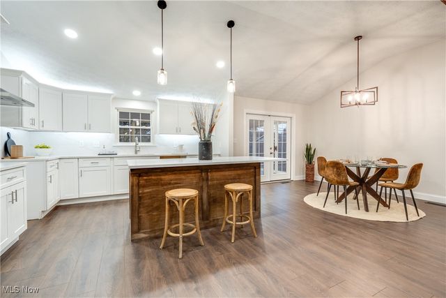 26910 sudbury, North Olmsted, OH 44070