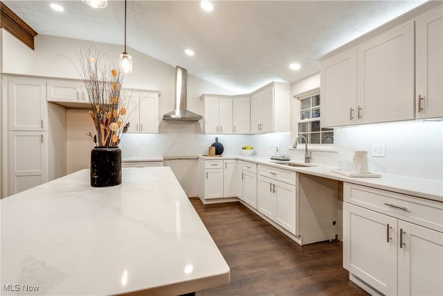 26910 sudbury, North Olmsted, OH 44070