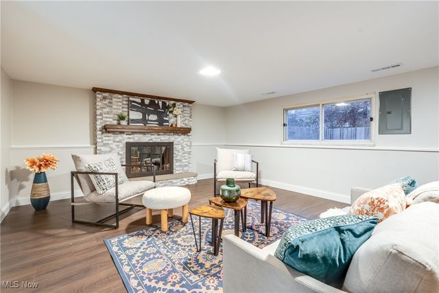 26910 sudbury, North Olmsted, OH 44070