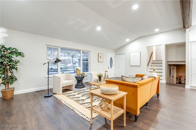 26910 sudbury, North Olmsted, OH 44070