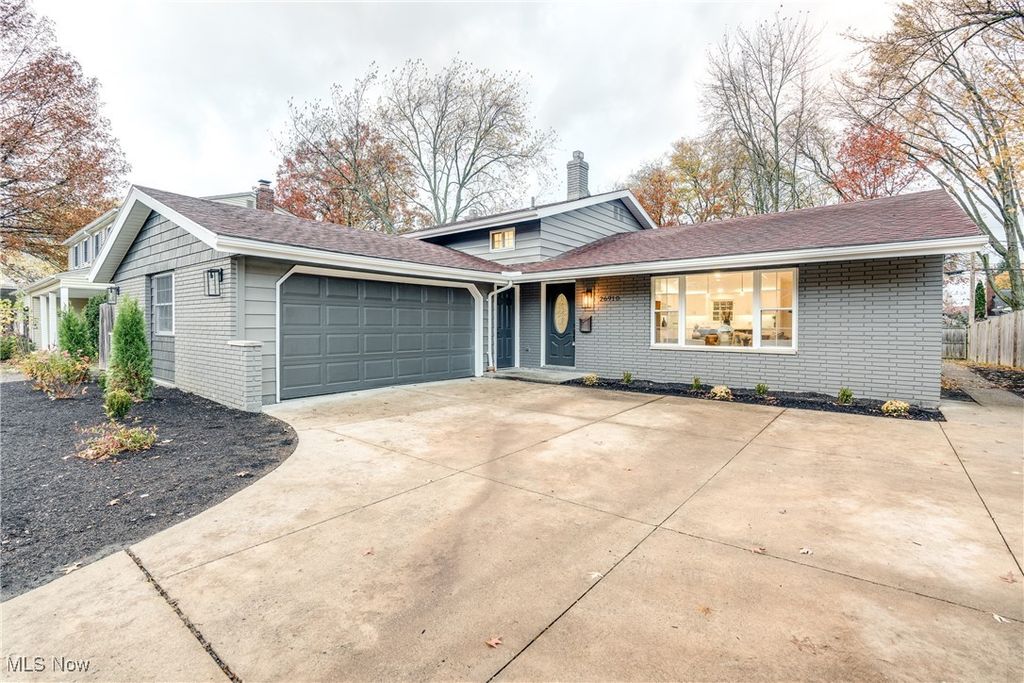 26910 sudbury, North Olmsted, OH 44070