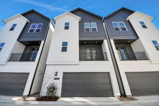 1102 Mansfield Street B, Houston, TX 77091