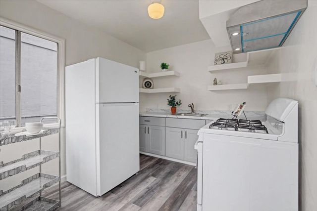 115 N Kingston Street, San Mateo, CA 94401