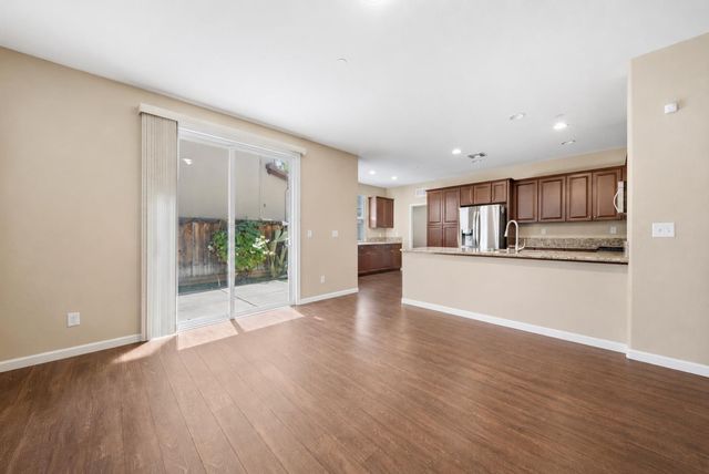 8130 Astaire Ln, Fair Oaks, CA 95628