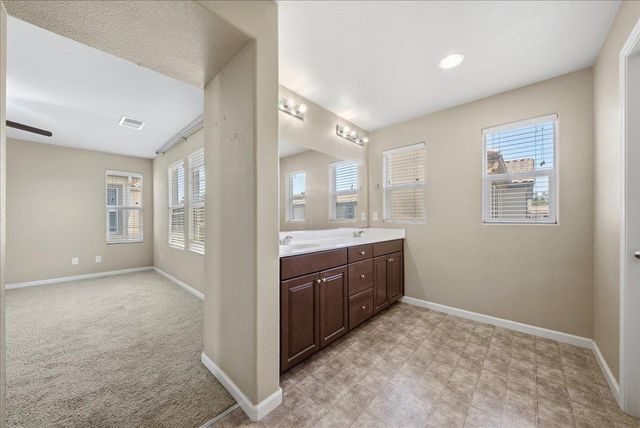 8130 Astaire Ln, Fair Oaks, CA 95628