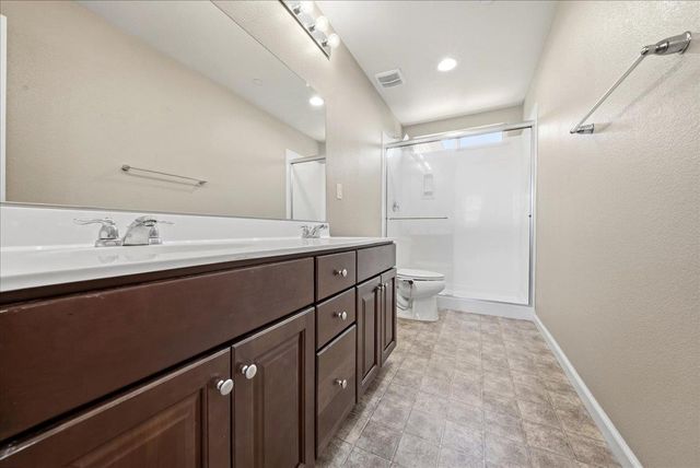 8130 Astaire Ln, Fair Oaks, CA 95628
