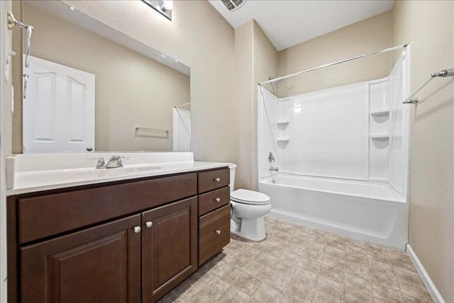 8130 Astaire Ln, Fair Oaks, CA 95628
