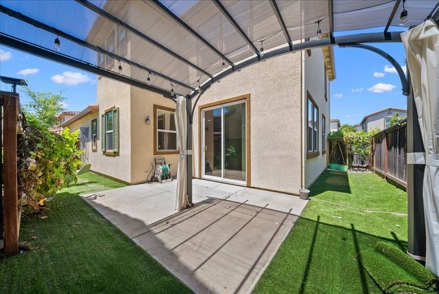 8130 Astaire Ln, Fair Oaks, CA 95628