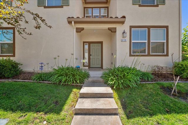 8130 Astaire Ln, Fair Oaks, CA 95628