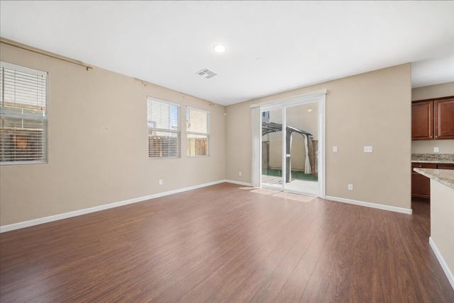 8130 Astaire Ln, Fair Oaks, CA 95628