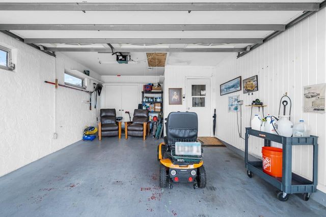 1728 COCO PALM CIRCLE, Sun City Center, FL 33573