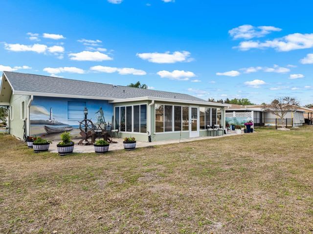 1728 COCO PALM CIRCLE, Sun City Center, FL 33573