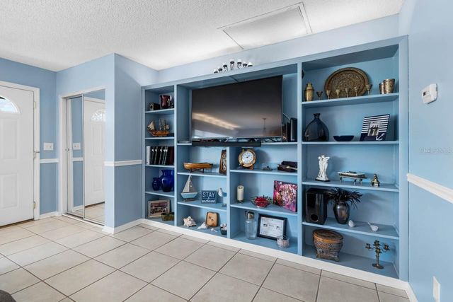 1728 COCO PALM CIRCLE, Sun City Center, FL 33573