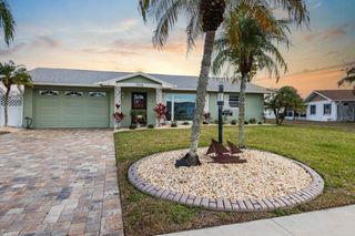 1728 COCO PALM CIRCLE, Sun City Center, FL 33573