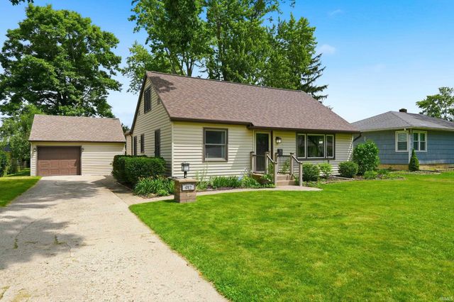 912 E 1st Street, Auburn, IN 46706