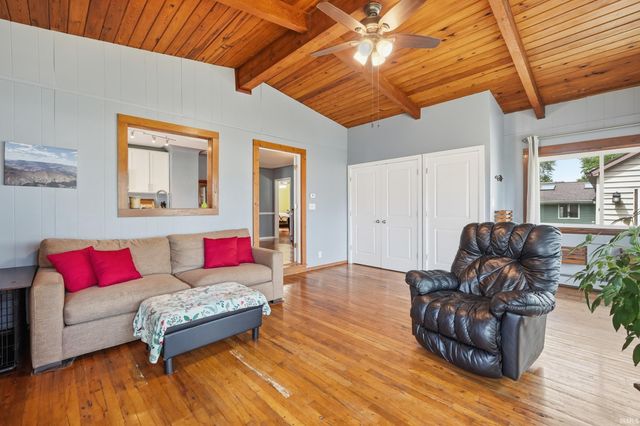 912 E 1st Street, Auburn, IN 46706
