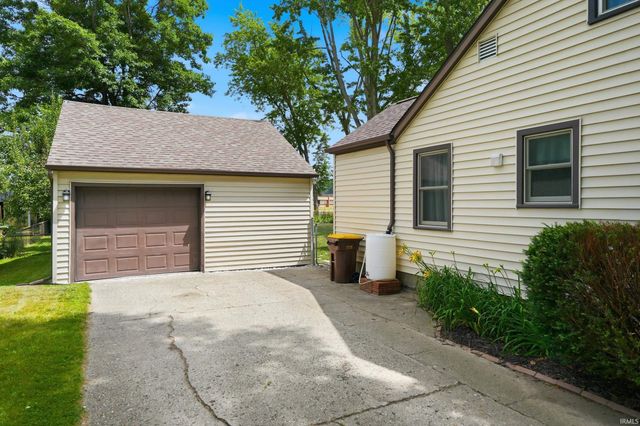 912 E 1st Street, Auburn, IN 46706