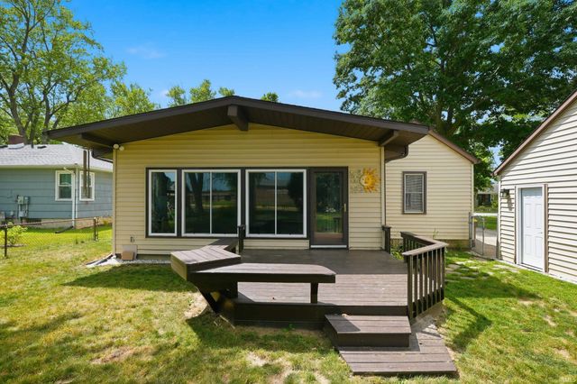912 E 1st Street, Auburn, IN 46706