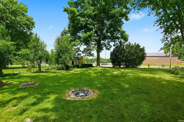 912 E 1st Street, Auburn, IN 46706
