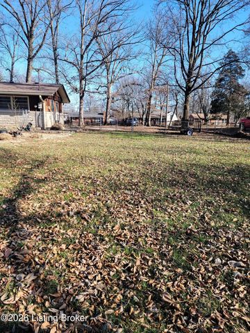 9307 Fairground Rd, Louisville, KY 40291