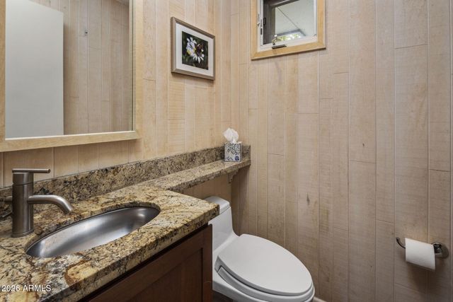 119 W KEIM Drive, Phoenix, AZ 85013