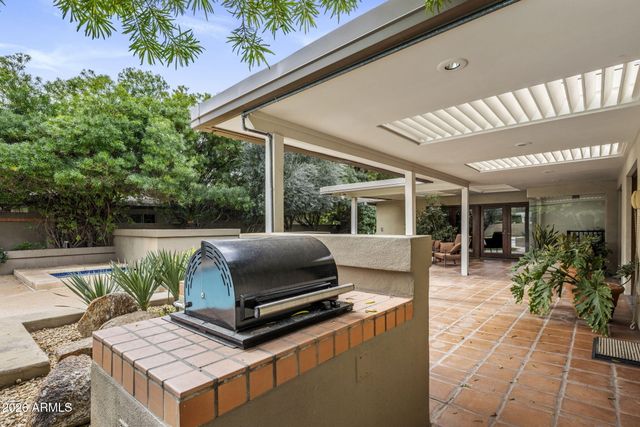 119 W KEIM Drive, Phoenix, AZ 85013