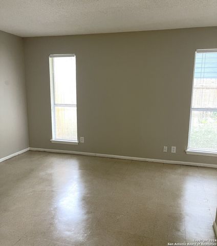 11303 Bel Air Dr Apt B, San Antonio, TX 78213