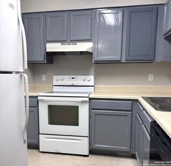 11303 Bel Air Dr Apt B, San Antonio, TX 78213