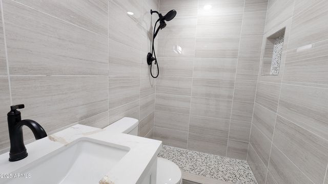 7243 W Sierra Street, Peoria, AZ 85345