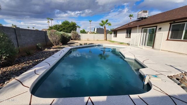 7243 W Sierra Street, Peoria, AZ 85345