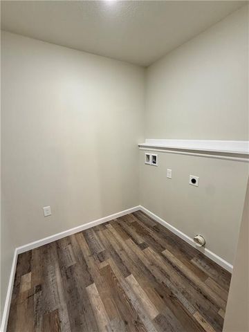 112 S Elm Street, Ottawa, KS 66067