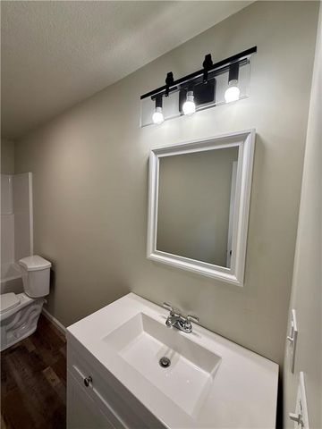 112 S Elm Street, Ottawa, KS 66067