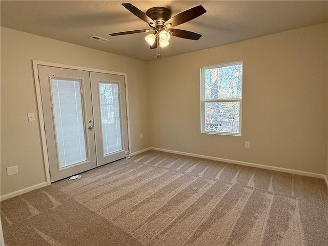 112 S Elm Street, Ottawa, KS 66067