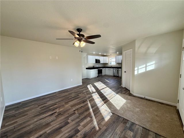 112 S Elm Street, Ottawa, KS 66067