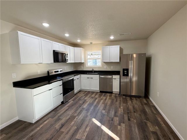 112 S Elm Street, Ottawa, KS 66067