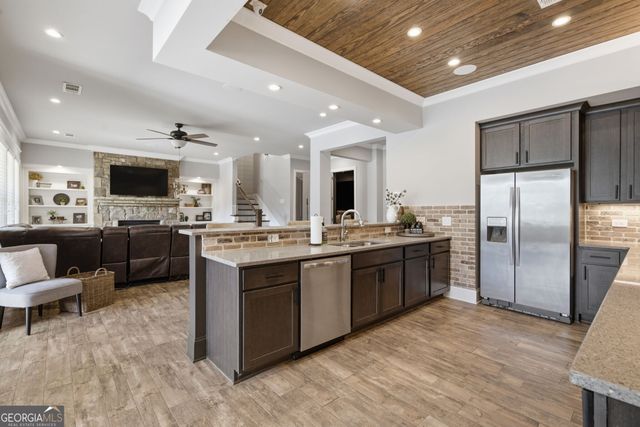 5504 Alder Brook Way, Buford, GA 30518