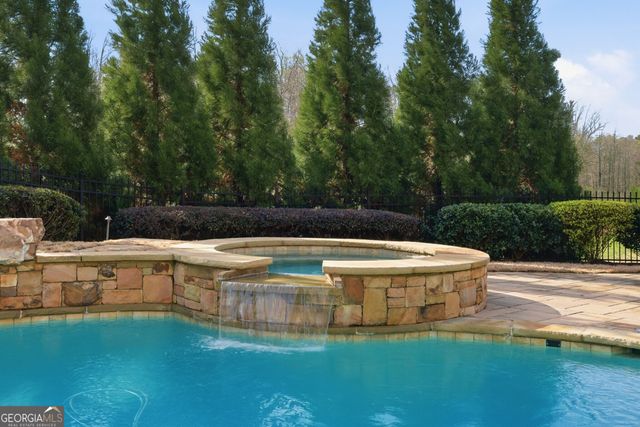 5504 Alder Brook Way, Buford, GA 30518