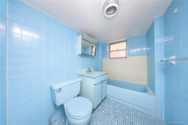 2118 E 27th Street, Brooklyn, NY 11229