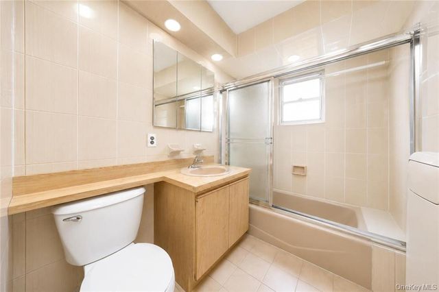 2118 E 27th Street, Brooklyn, NY 11229