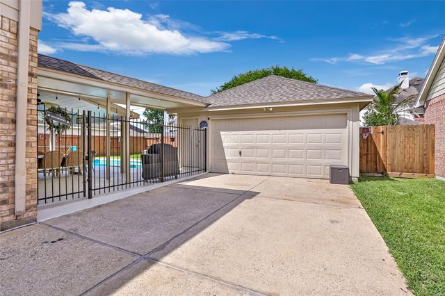 7111 Timber Post Lane, Humble, TX 77346